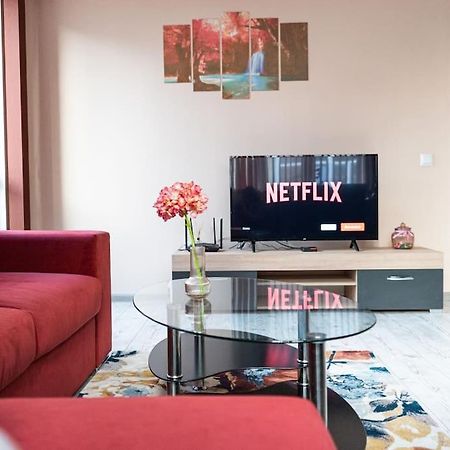 Modern & Bright 1Bd Apartment Near Main Square Plovdiv Buitenkant foto
