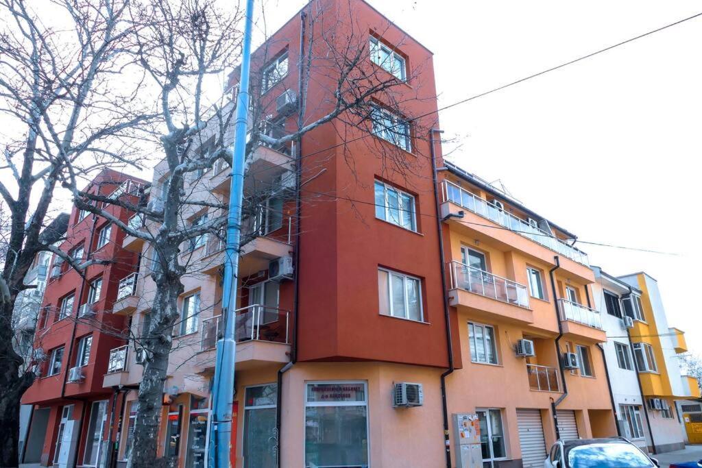 Modern & Bright 1Bd Apartment Near Main Square Plovdiv Buitenkant foto