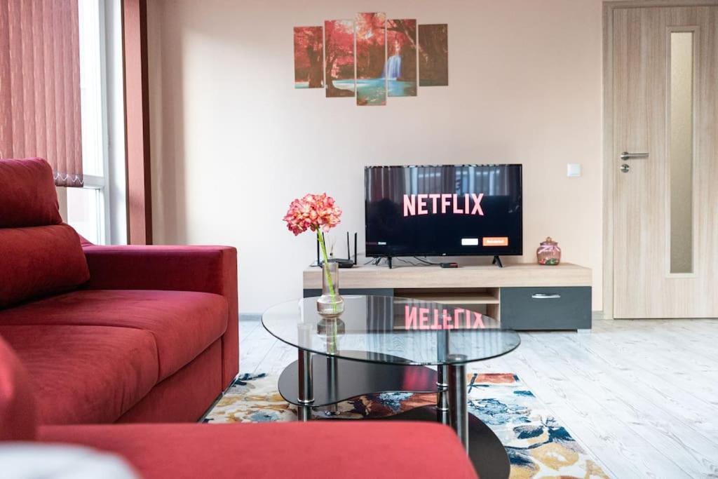 Modern & Bright 1Bd Apartment Near Main Square Plovdiv Buitenkant foto
