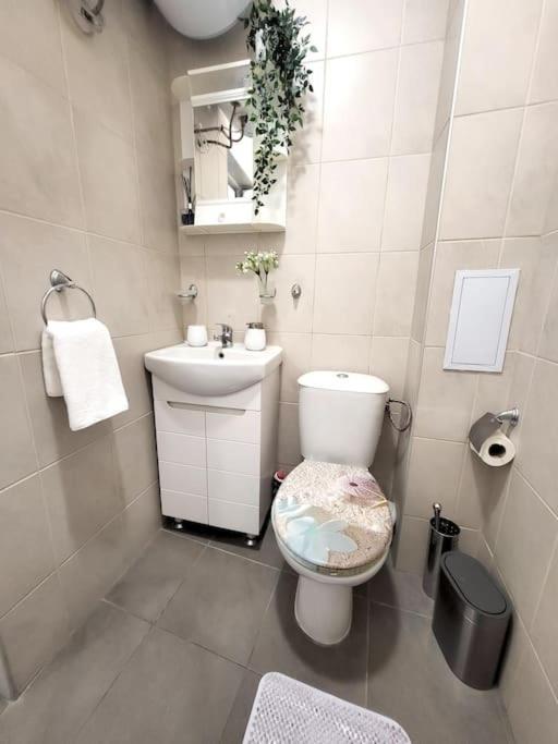 Modern & Bright 1Bd Apartment Near Main Square Plovdiv Buitenkant foto